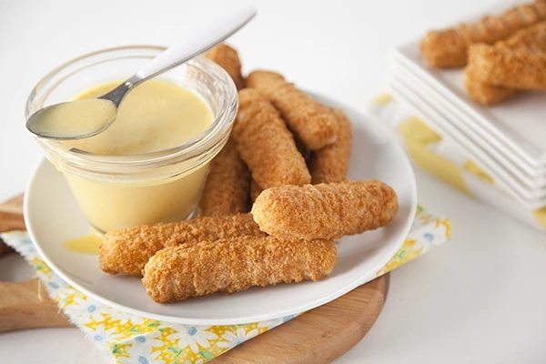 Korean Mozzarella Sticks with Honey Mustard Dip Korean Mozzarella Sticks with Honey Mustard Dip